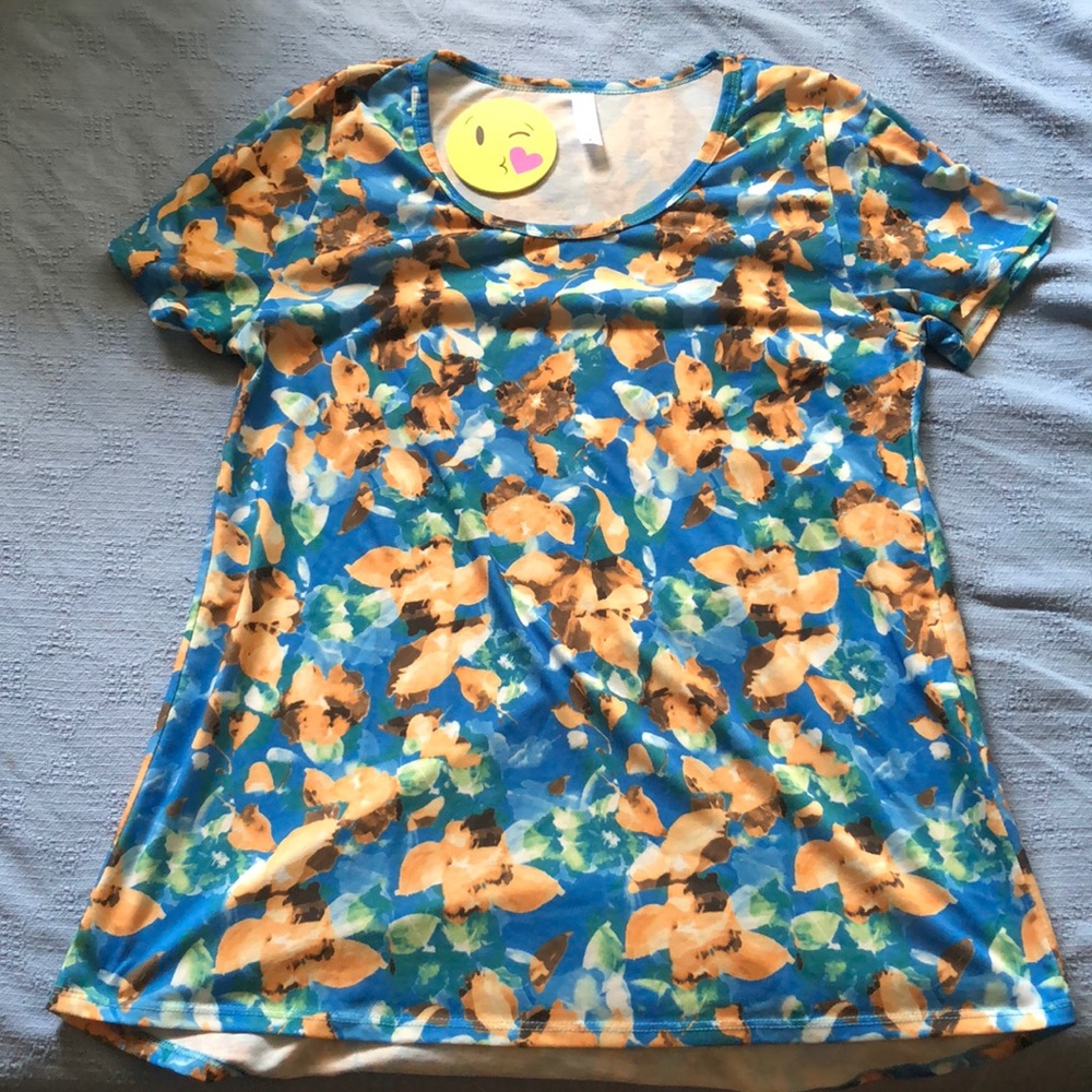 Lularoe Classic T